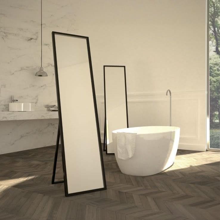 مرايا بتصميم مميز