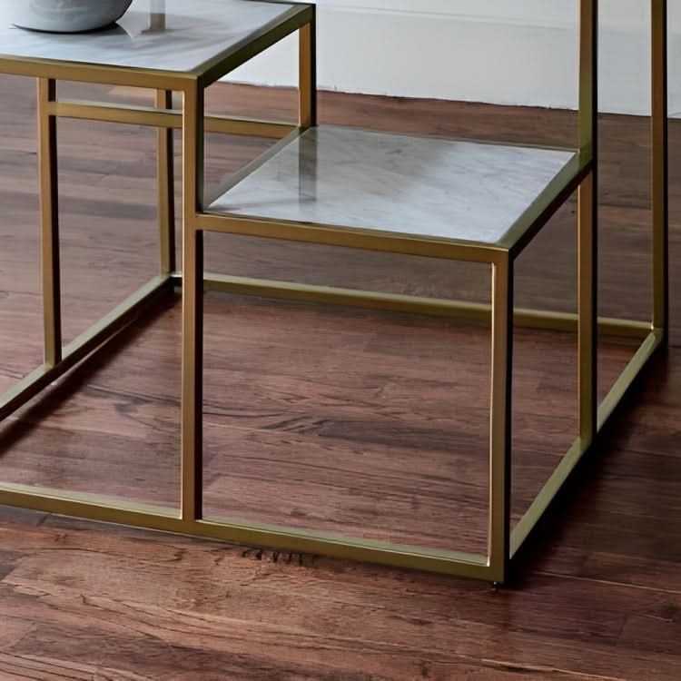 طاولة جانبية بأرفف