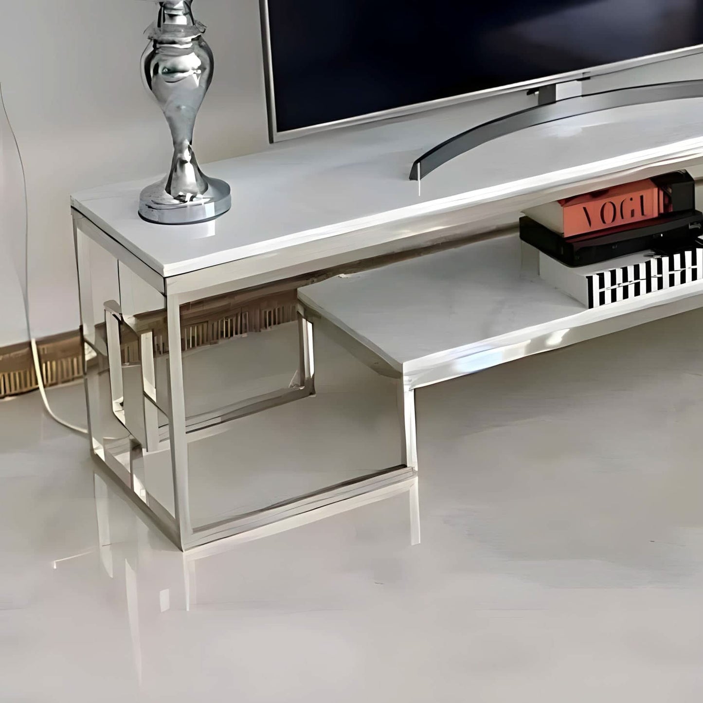 طاولة تلفاز استانلس