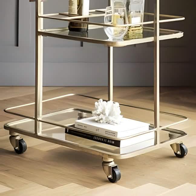 ترابيزة تقديم معدن