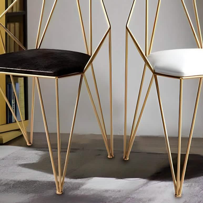 كرسي معدن و جلد