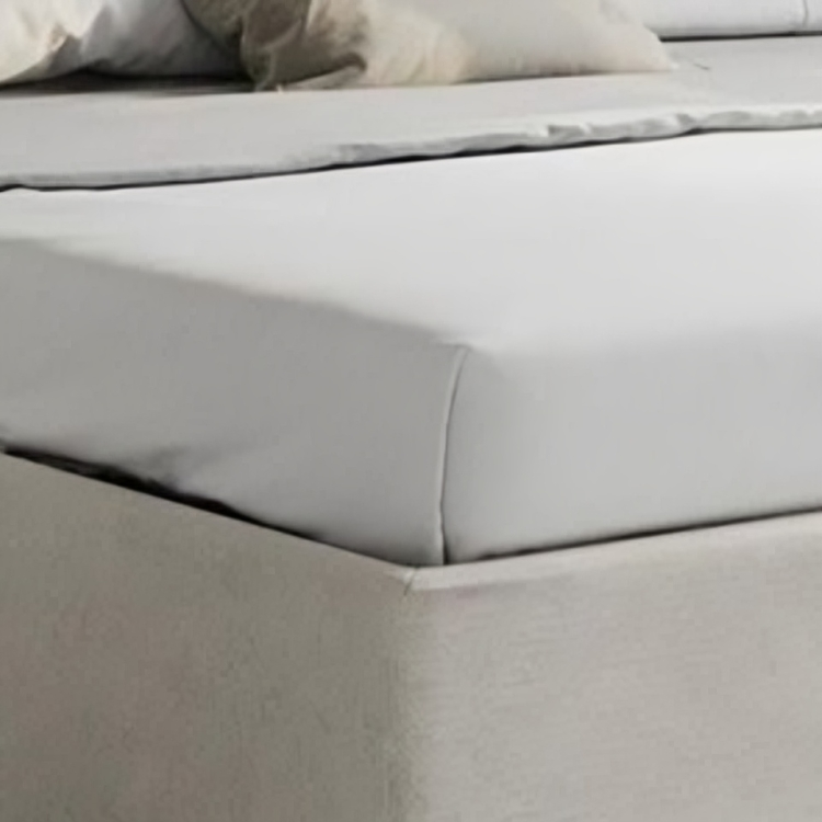 سرير بتصميم عصري