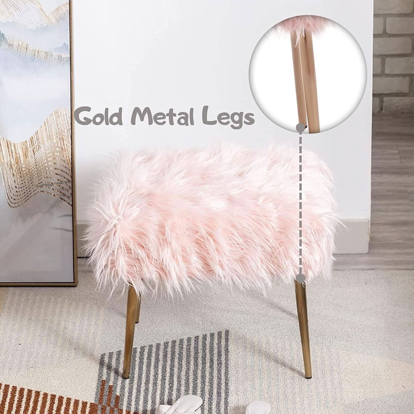 كرسي بتصميم كلاسيكي