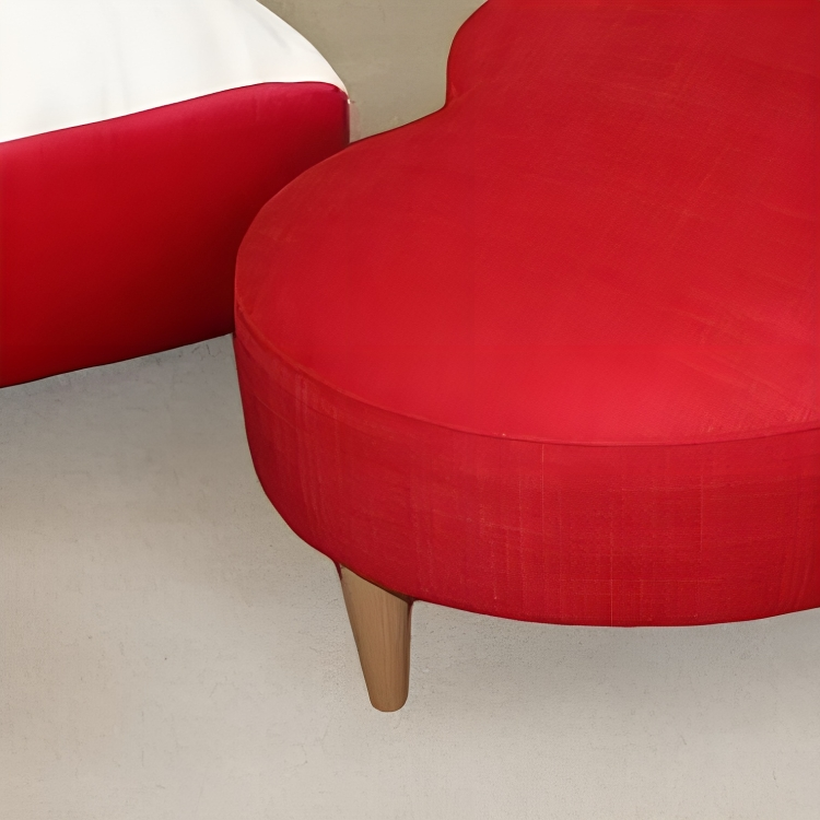 بوف بشكل قلب