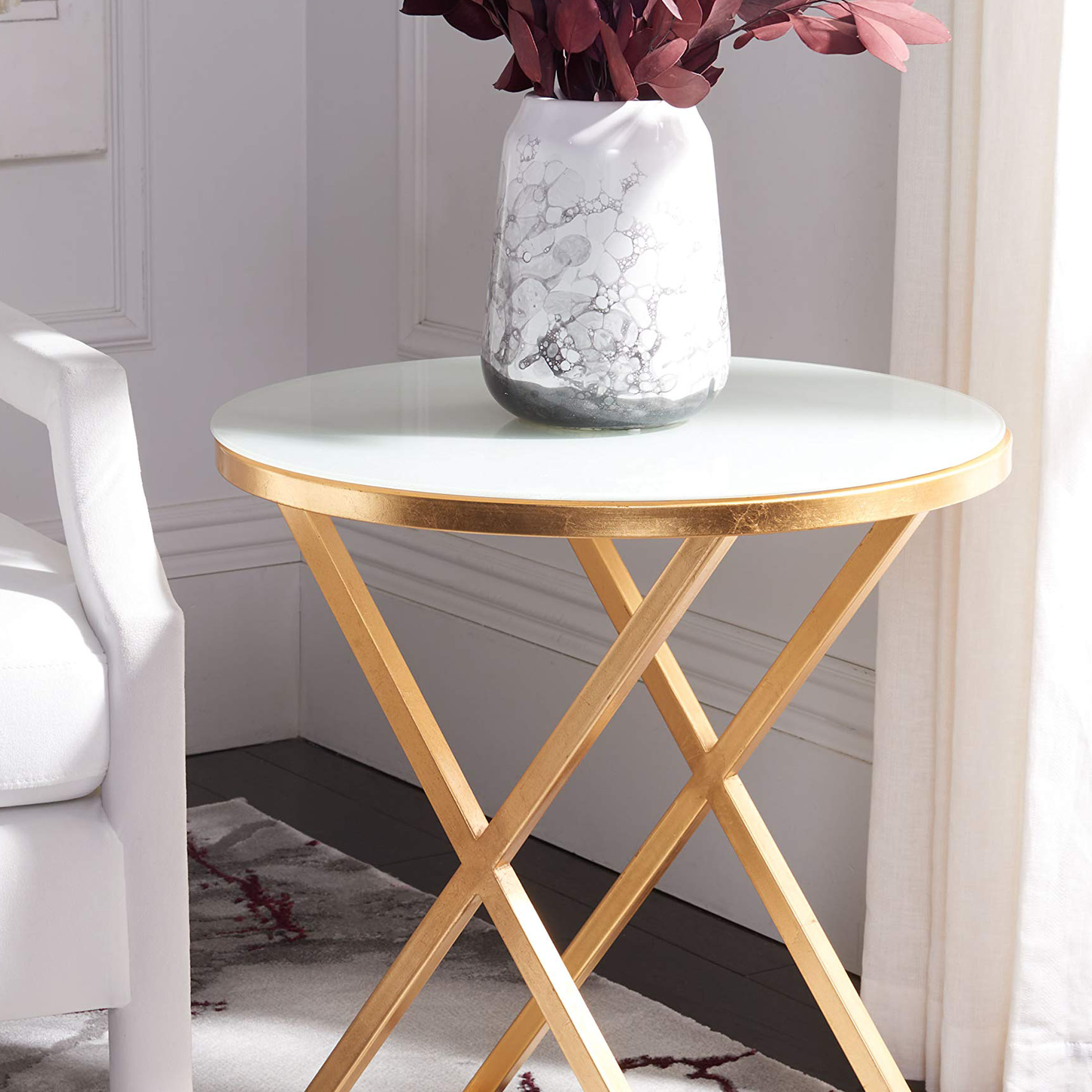 طاولة جانبية دائرية