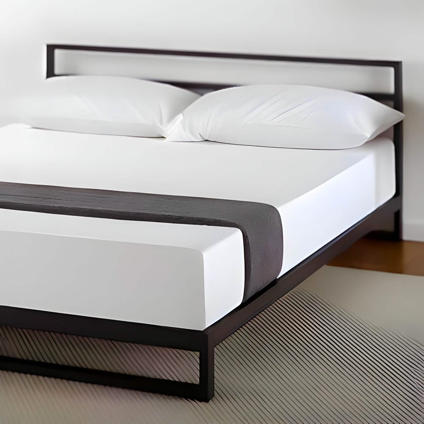 سرير معدن أسود