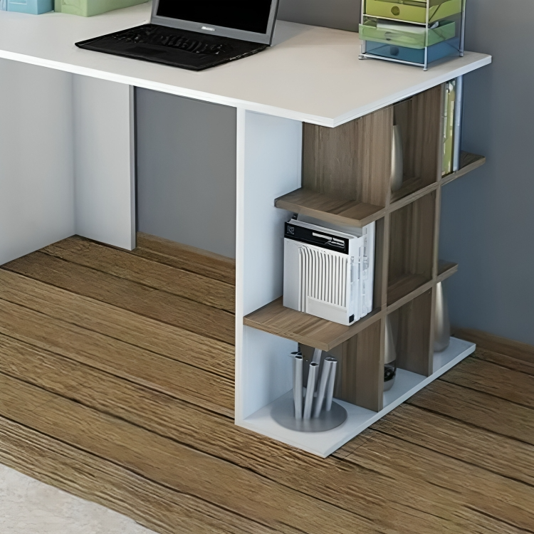 مكتب خشبي أنيق