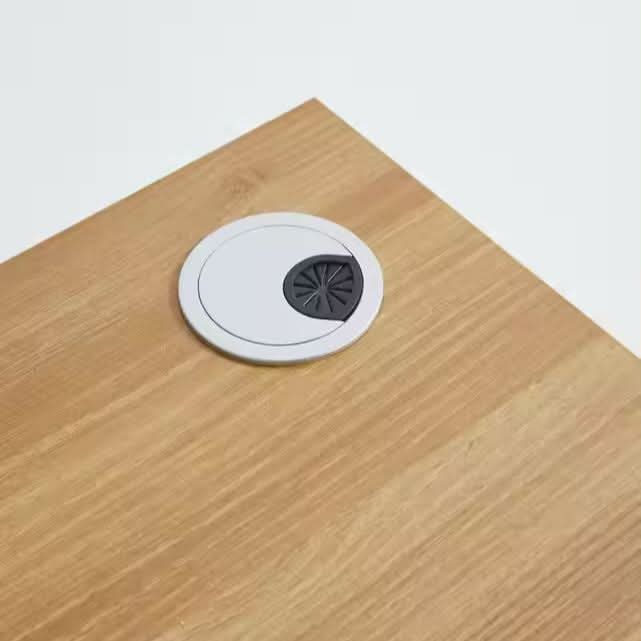 مكتب معدني بتصميم مينامليست