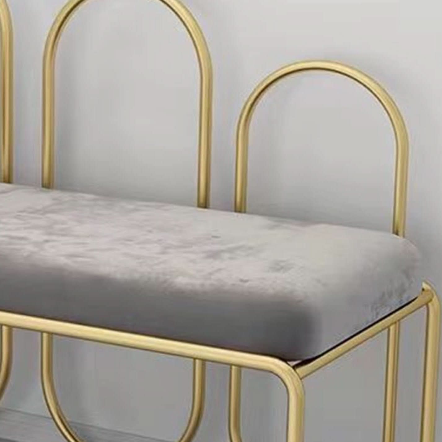 بانكت بهيكل معدني مميز