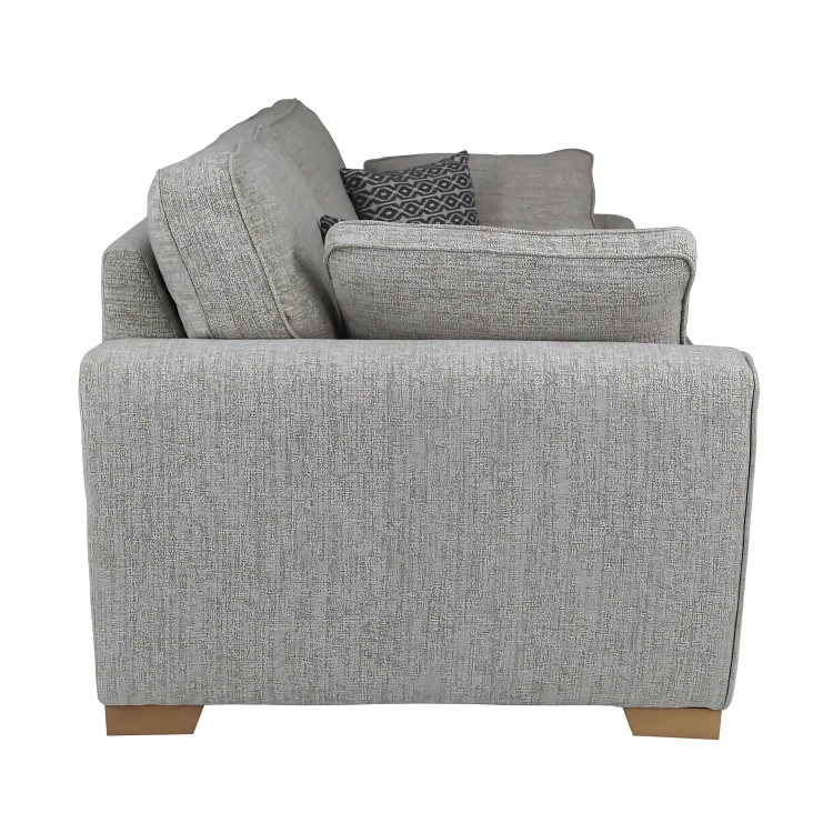 كنبة بتصميم بسيط