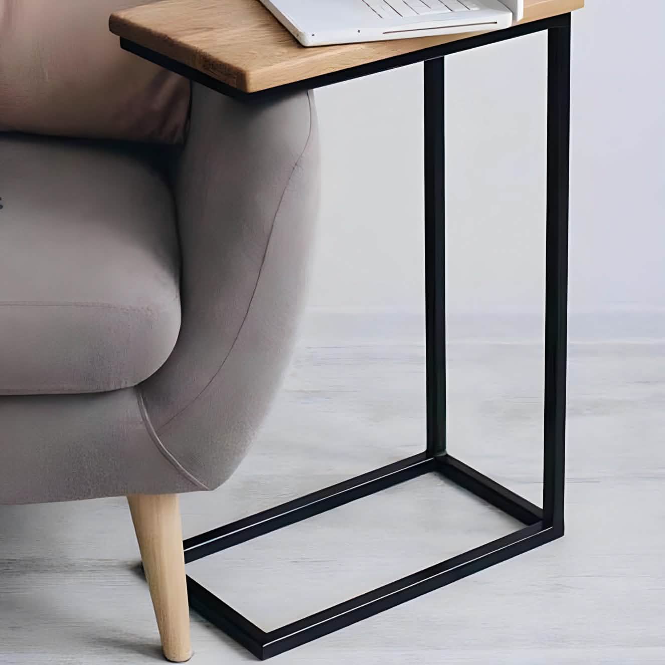 طاولة جانبية ام دي اف