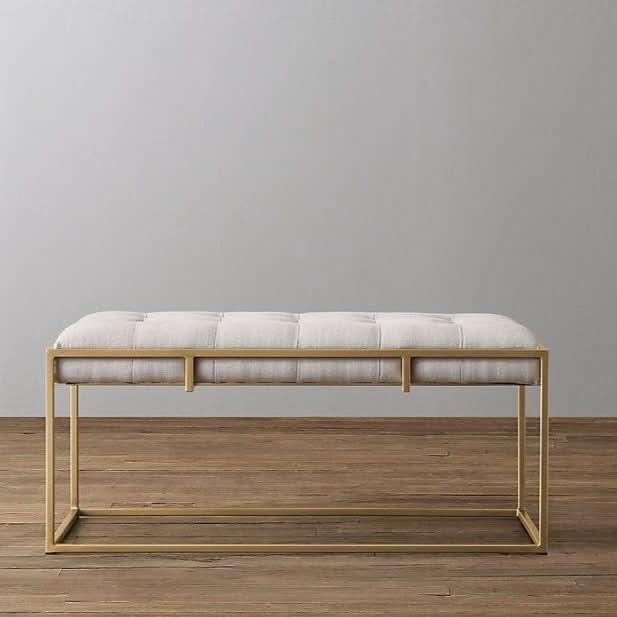 بانكت مستطيل معدني