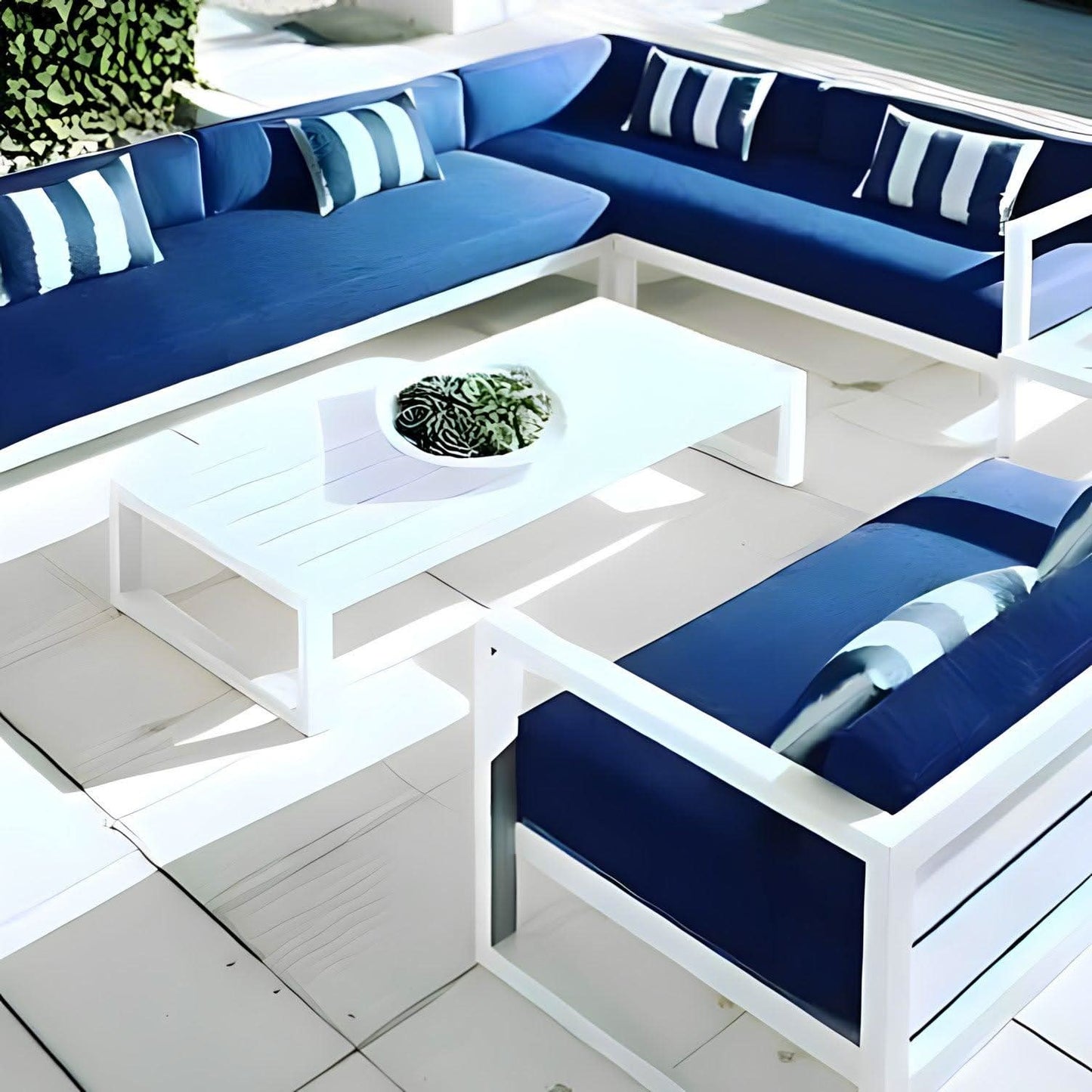 طقم خارجي حديد