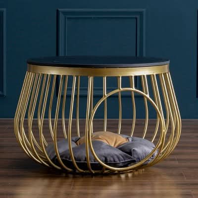 طاولة جانبية جذابة