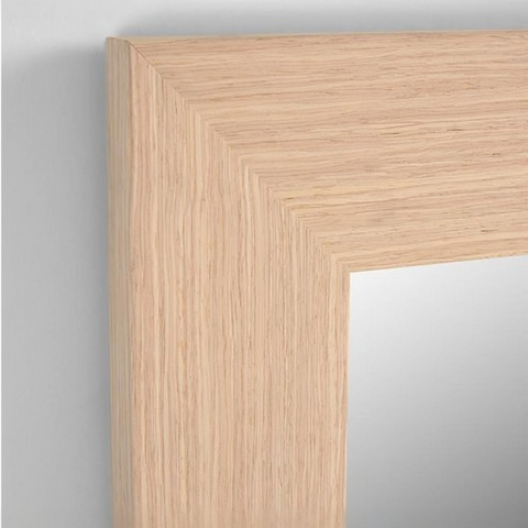 مرايا بتصميم بسيط