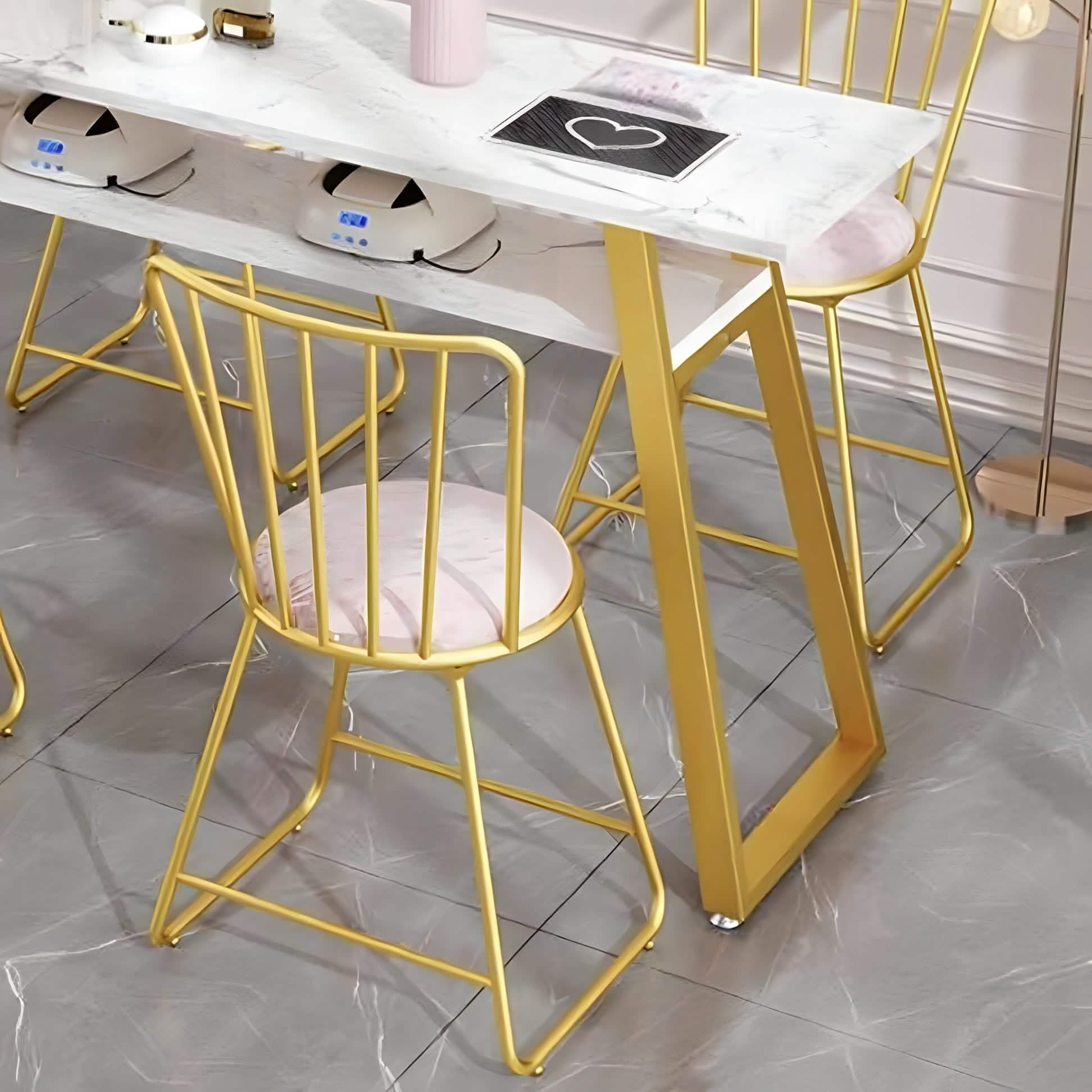 سفرة معدن و ام دي اف مع 4 كراسي 