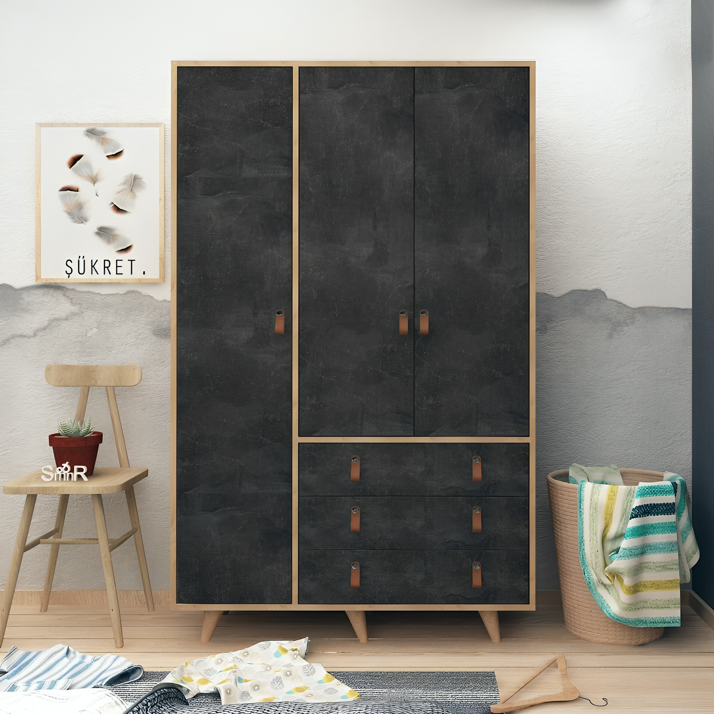 دولاب خشبي عتيق 