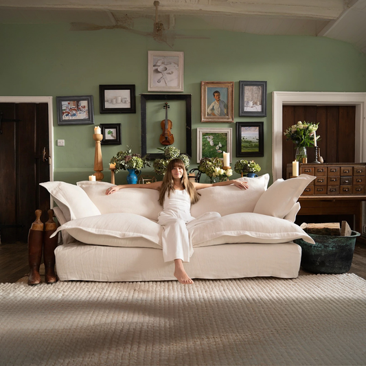 كنبة فاخرة خشب طبيعي - Baytuk