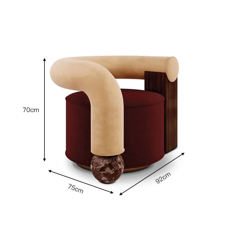 كرسي بتصميم هندسي 