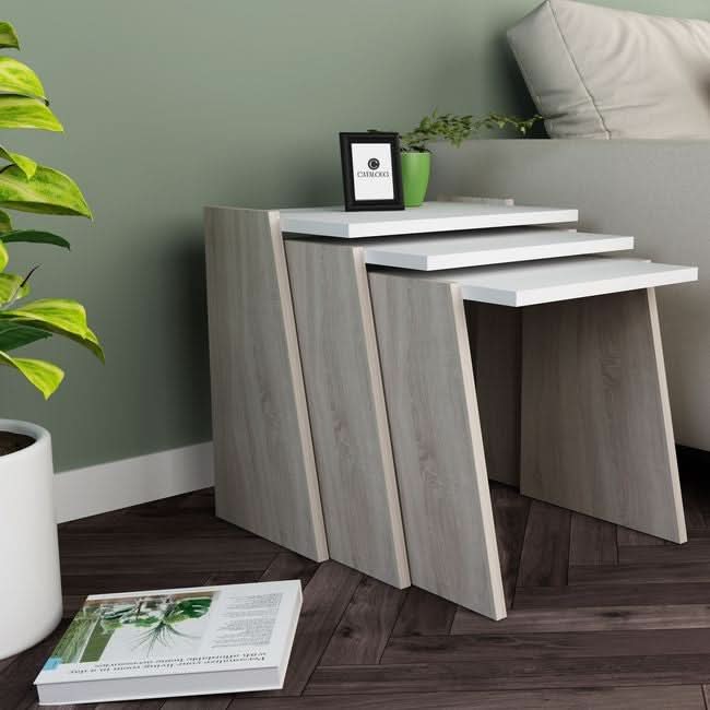 طاولة جانبية متداخلة بتصميم مميز 