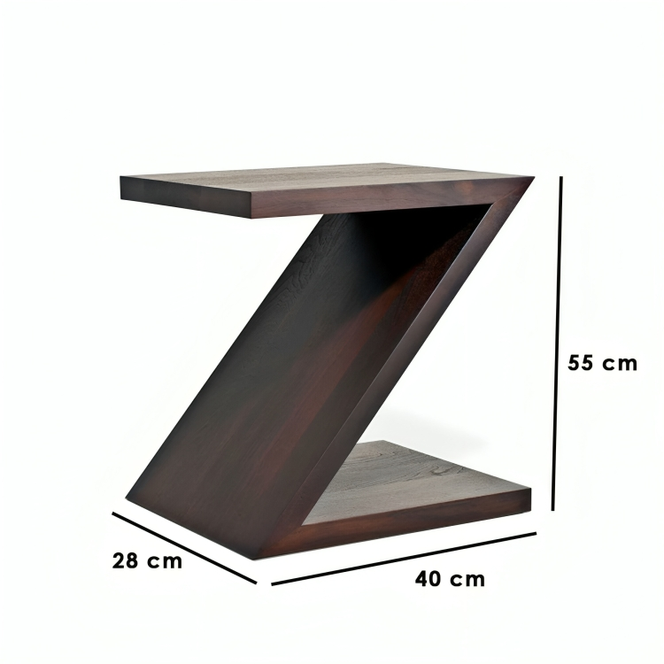 طاولة جانبية بشكل مميز 