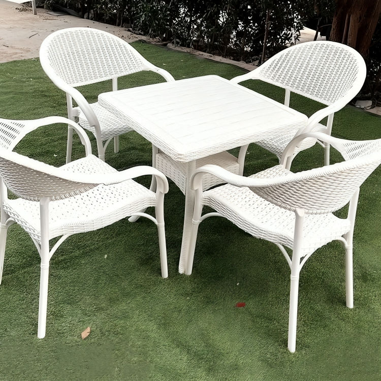 طقم حدائق اربع كراسي و طاولة 