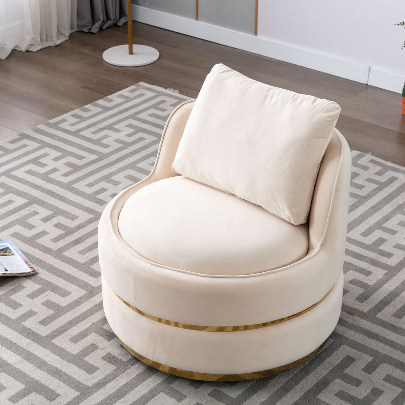 كرسي استرخاء بتصميم حديث 