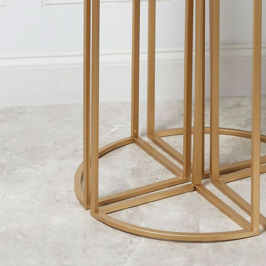 طاولة جانبية معدنية 