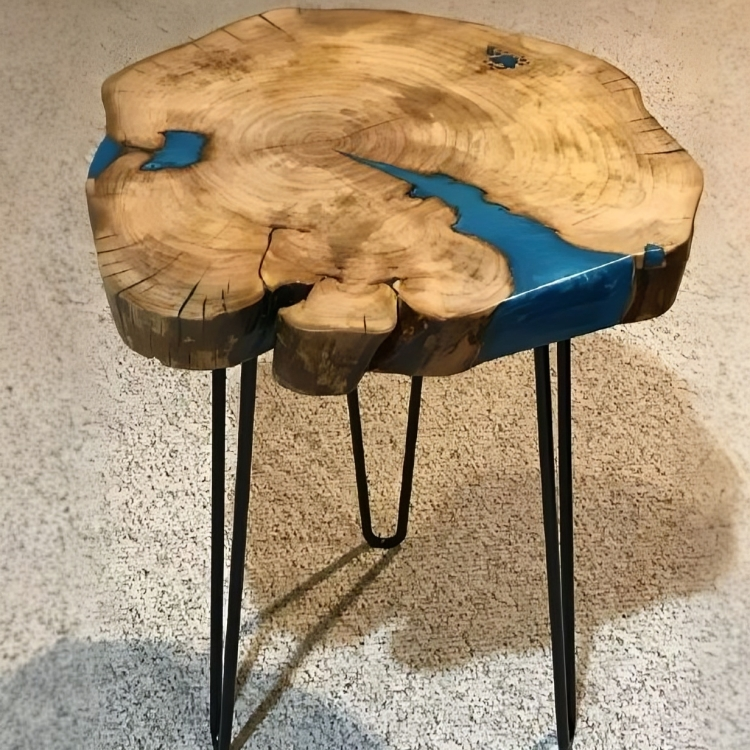 طاولة جانبية بتصميم بوهيمي 