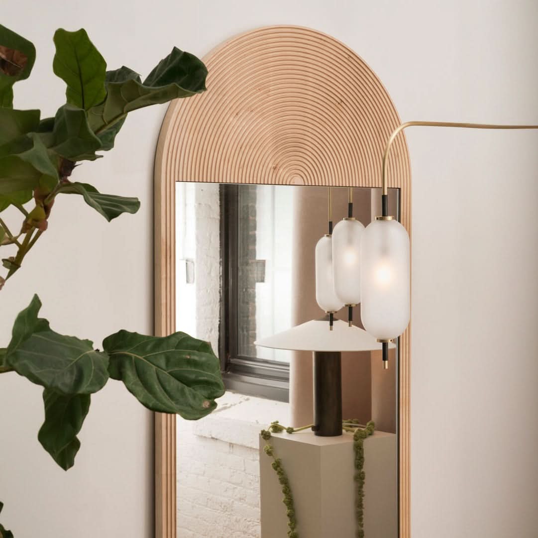 مرايا بتصميم فاخر 